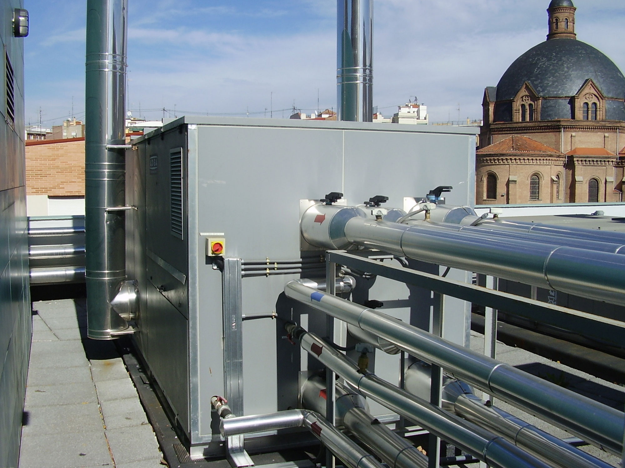 COPISA INTEGRA ofrece a sus clientes, como principal actividad, servicios globales de mantenimiento de edificios e instalaciones en varias modalidades según definición y alcance. | COPISA INTEGRA